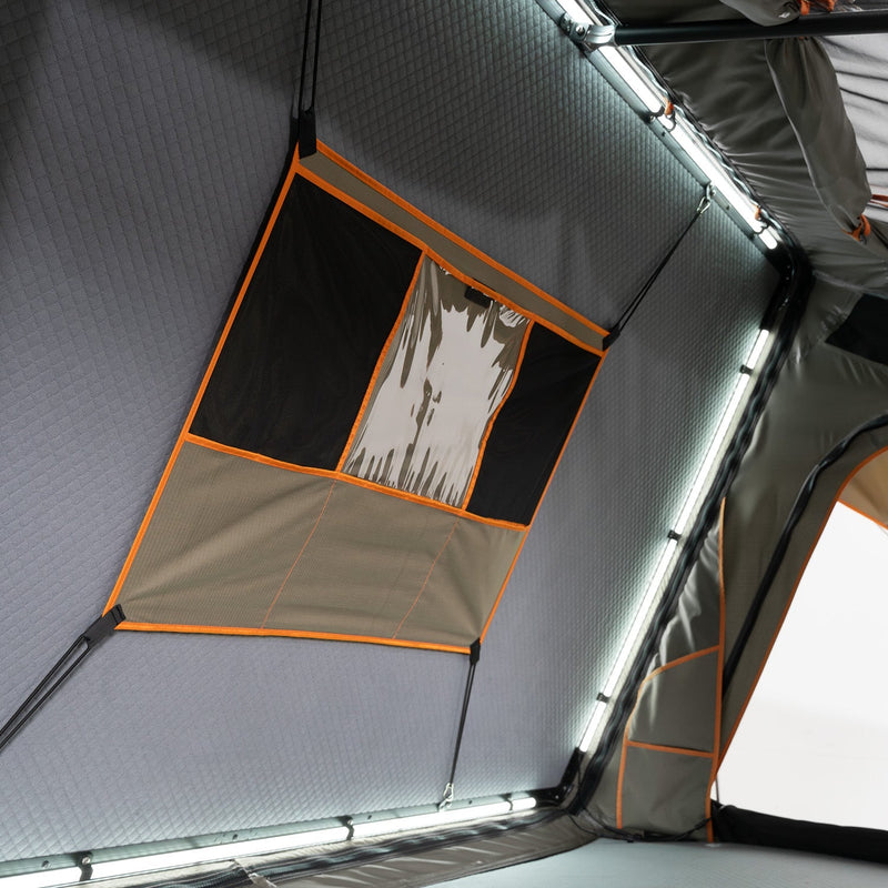 Load image into Gallery viewer, HIGHLAND 1300  ROOF TOP TENT
