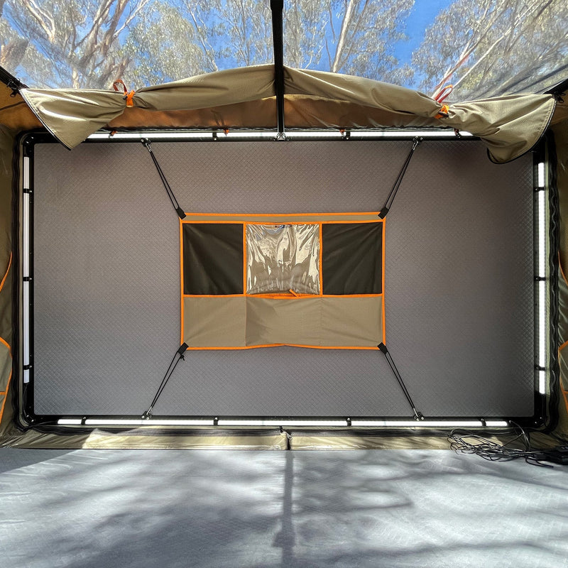 Load image into Gallery viewer, HIGHLAND 1300  ROOF TOP TENT
