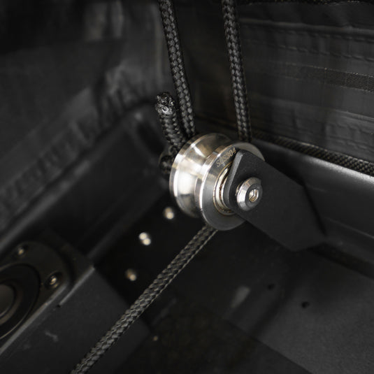 LIGHTRIZE ROOF TOP TENT